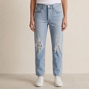 501 LEVIE’S Light Blue Distressed High-Rise Women’s Jeans